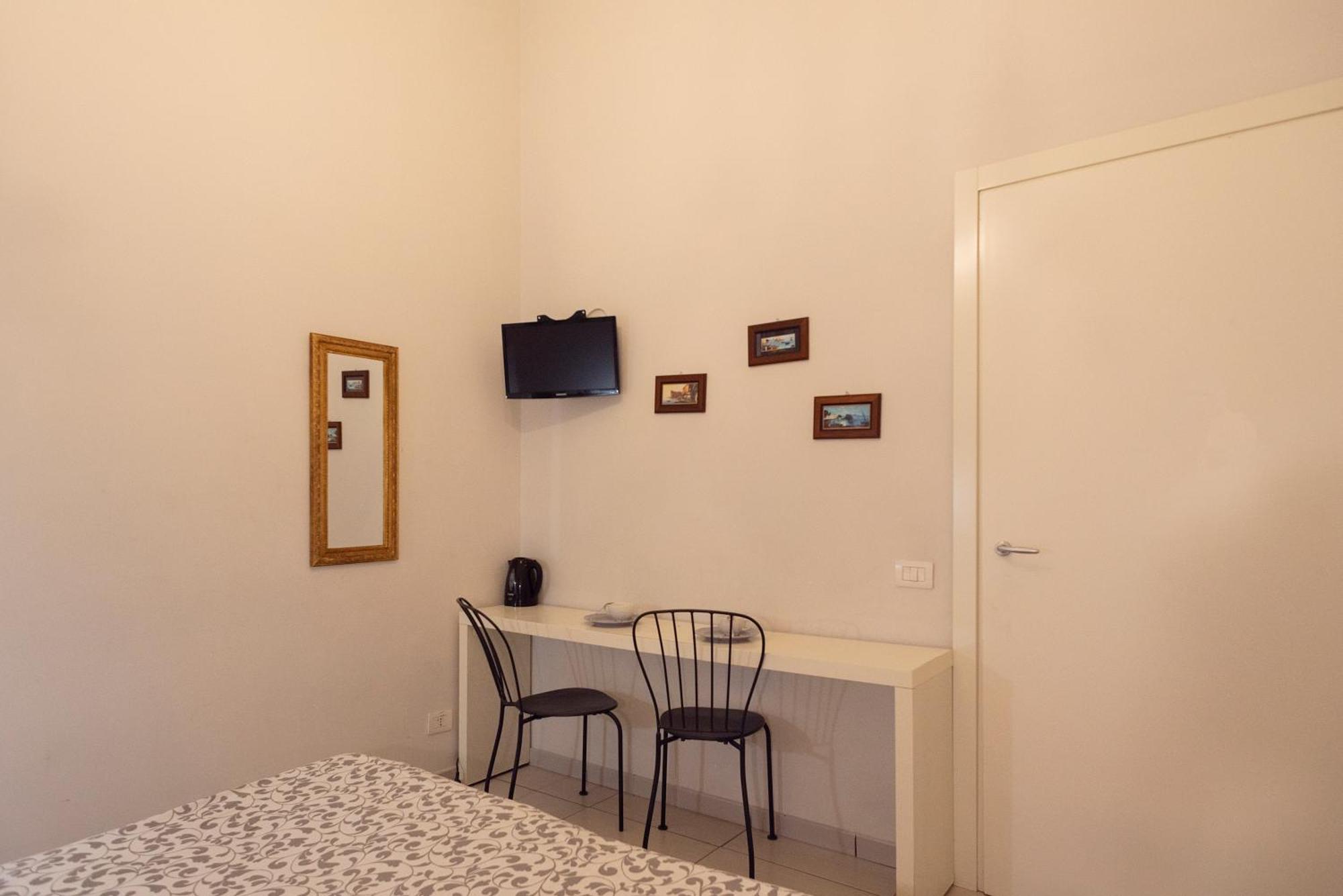 B&B Dei Decumani Nápoles Exterior foto
